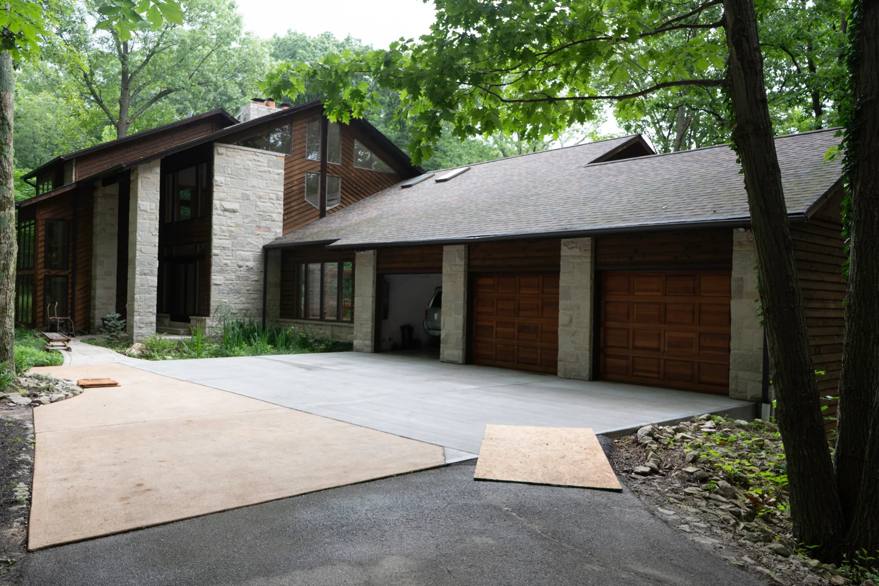 Cedar and stone home before restoration